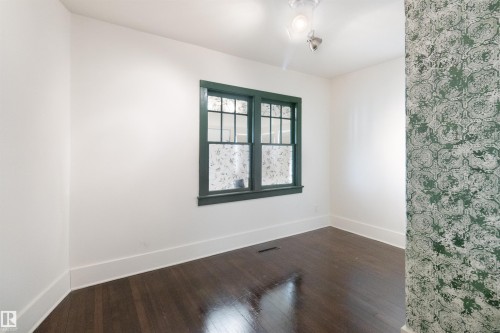 10428 76 Avenue, Edmonton, AB - Indoor Photo Showing Other Room