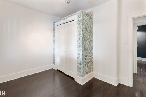 10428 76 Avenue, Edmonton, AB - Indoor Photo Showing Other Room
