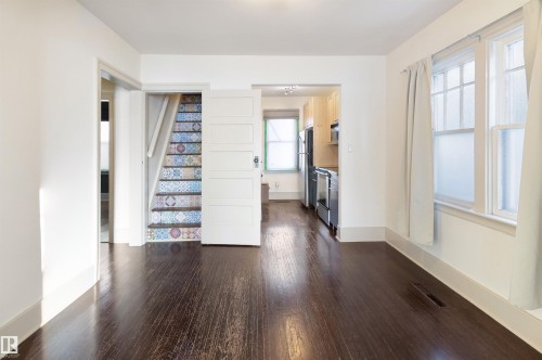 10428 76 Avenue, Edmonton, AB - Indoor Photo Showing Other Room