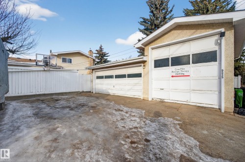 View of detached garage - 9215 Ottewell Road, Edmonton, AB - Outdoor