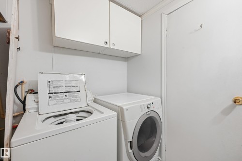 5132 50 Street, Onoway, AB - Indoor Photo Showing Laundry Room