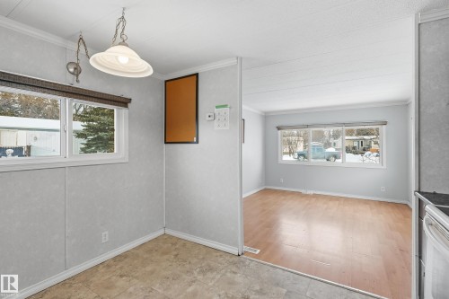 5132 50 Street, Onoway, AB - Indoor