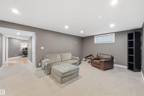 231 Lindsay Crescent, Edmonton, AB - Indoor Photo Showing Basement