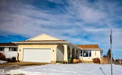 11704 144 Avenue  Edmonton, AB T5X 1M3