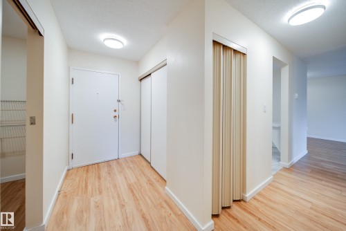 402 1624 48 Street, Edmonton, AB - Indoor Photo Showing Other Room