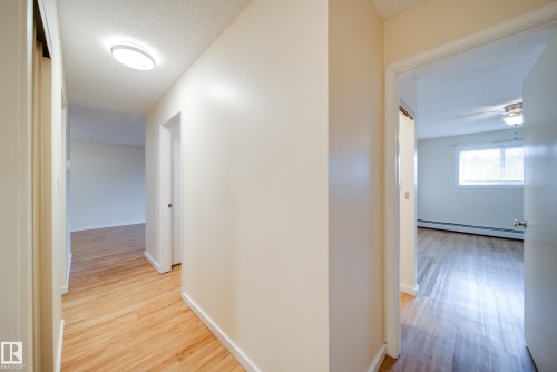 402 1624 48 Street, Edmonton, AB - Indoor Photo Showing Other Room