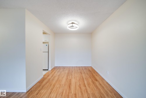 402 1624 48 Street, Edmonton, AB - Indoor Photo Showing Other Room