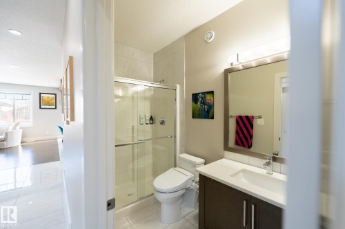 3623 8 Street, Edmonton, AB - Indoor Photo Showing Bathroom