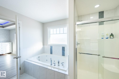 3623 8 Street, Edmonton, AB - Indoor Photo Showing Bathroom