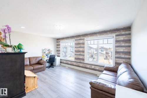3623 8 Street, Edmonton, AB - Indoor Photo Showing Living Room