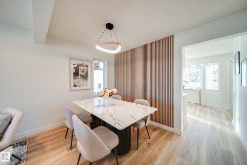 4019 37 Street, Edmonton, AB - Indoor Photo Showing Dining Room