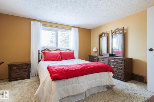 4112 43A Avenue, Leduc, AB - Indoor Photo Showing Bedroom
