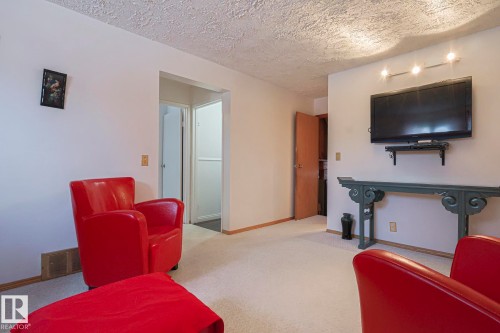 4112 43A Avenue, Leduc, AB - Indoor