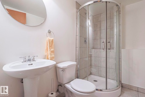 4112 43A Avenue, Leduc, AB - Indoor Photo Showing Bathroom