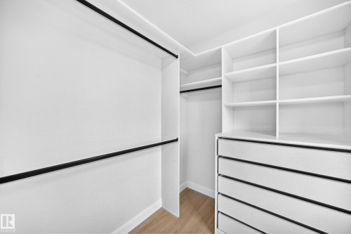 2332 159 Street Sw, Edmonton, AB - Indoor