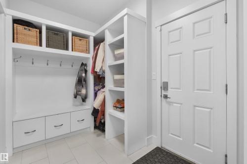 4212 Goresky Close, Edmonton, AB - Indoor Photo Showing Other Room