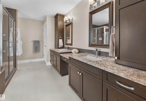 4212 Goresky Close, Edmonton, AB - Indoor Photo Showing Bathroom