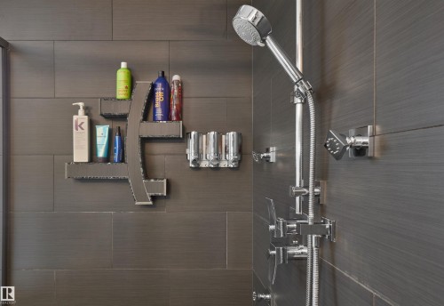 4212 Goresky Close, Edmonton, AB - Indoor Photo Showing Other Room