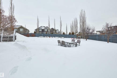 4212 Goresky Close, Edmonton, AB - Outdoor