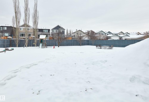 4212 Goresky Close, Edmonton, AB - Outdoor
