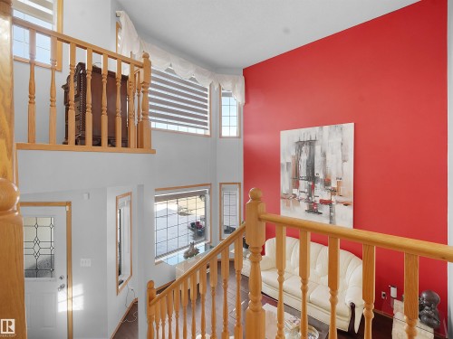1238 Joyce Crescent, Edmonton, AB - Indoor Photo Showing Other Room