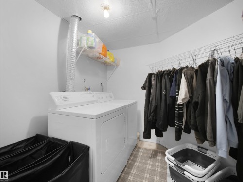 1238 Joyce Crescent, Edmonton, AB - Indoor Photo Showing Laundry Room
