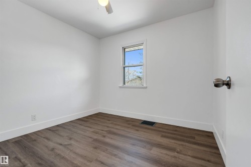 9111 151 Street, Edmonton, AB - Indoor Photo Showing Other Room