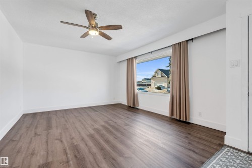 9111 151 Street, Edmonton, AB - Indoor Photo Showing Other Room