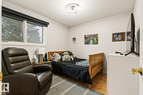3 Wingate Place, St. Albert, AB - Indoor Photo Showing Bedroom