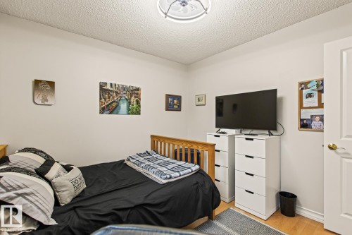 3 Wingate Place, St. Albert, AB - Indoor Photo Showing Bedroom