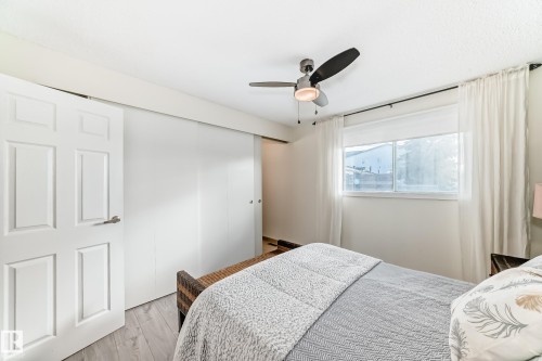 6111 18 Avenue Nw, Edmonton, AB - Indoor Photo Showing Bedroom