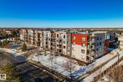 128 12804 140 Avenue  Edmonton, AB T6V 0M3