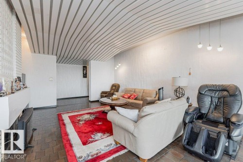 8638 Saskatchewan Drive, Edmonton, AB 