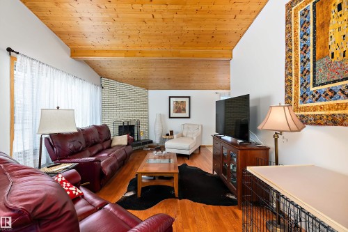 7 Mohawk Crescent, Leduc, AB - Indoor