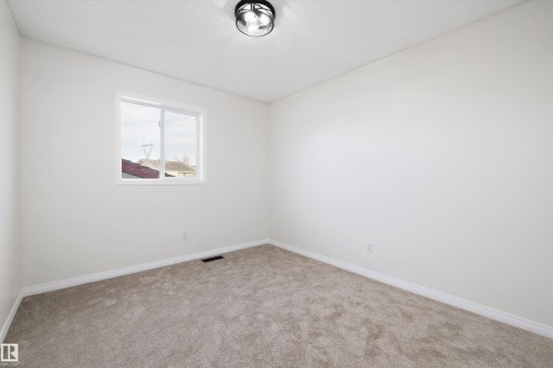 5914 162A Avenue, Edmonton, AB - Indoor Photo Showing Other Room