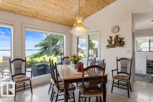 3013A Twp Rd 574, Rural Barrhead County, AB - Indoor Photo Showing Dining Room