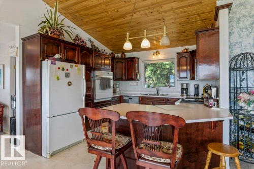 3013A Twp Rd 574, Rural Barrhead County, AB - Indoor Photo Showing Kitchen With Double Sink