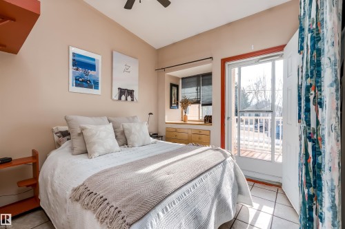 4426 53 Avenue, Leduc, AB - Indoor Photo Showing Bedroom
