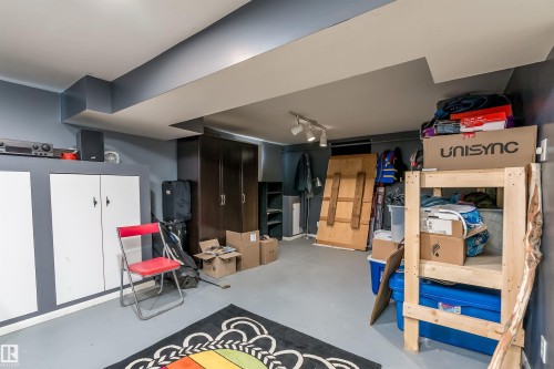 4426 53 Avenue, Leduc, AB - Indoor