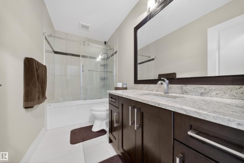 3 Shorewood Crescent, Leduc, AB - Indoor Photo Showing Bathroom