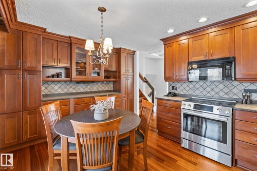 9512 180A Avenue, Edmonton, AB - Indoor