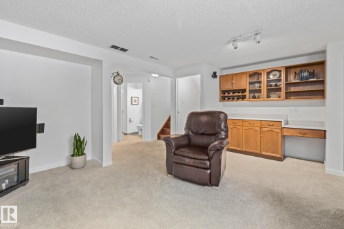 9512 180A Avenue, Edmonton, AB - Indoor