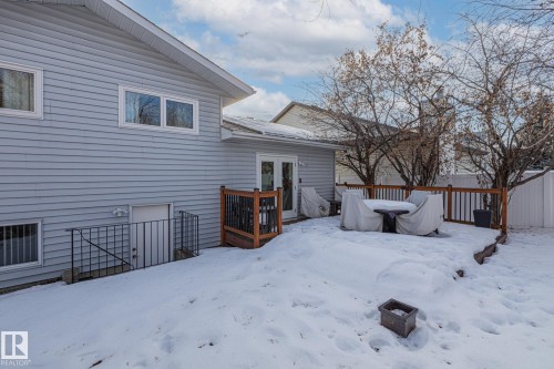 9512 180A Avenue, Edmonton, AB - Outdoor With Exterior