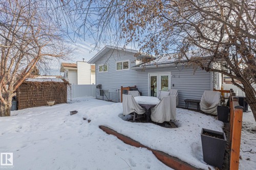 9512 180A Avenue, Edmonton, AB - Outdoor With Exterior