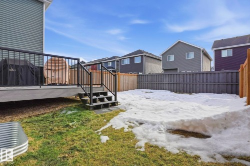 View of fenced backyard - 16627 31 Avenue, Edmonton, AB - Outdoor