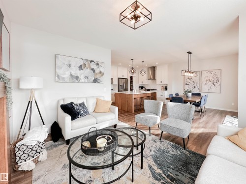 21 Riverhill Crescent, St. Albert, AB - Indoor Photo Showing Living Room