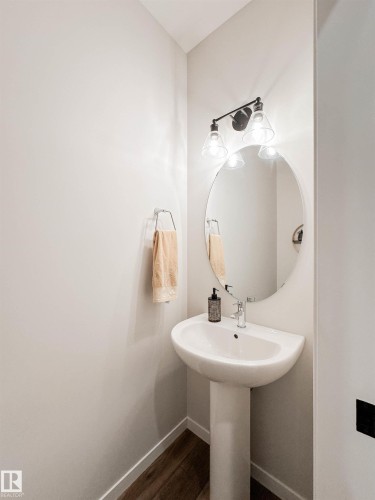 21 Riverhill Crescent, St. Albert, AB - Indoor Photo Showing Bathroom