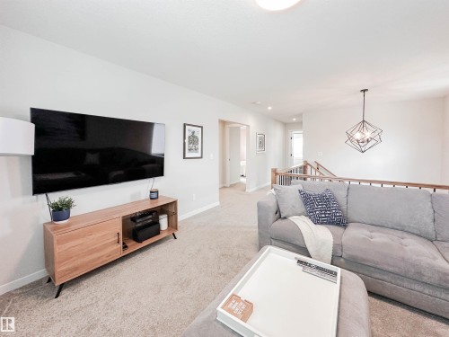 21 Riverhill Crescent, St. Albert, AB - Indoor Photo Showing Living Room
