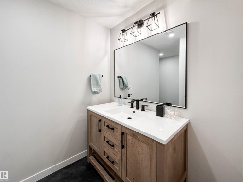 21 Riverhill Crescent, St. Albert, AB - Indoor Photo Showing Bathroom