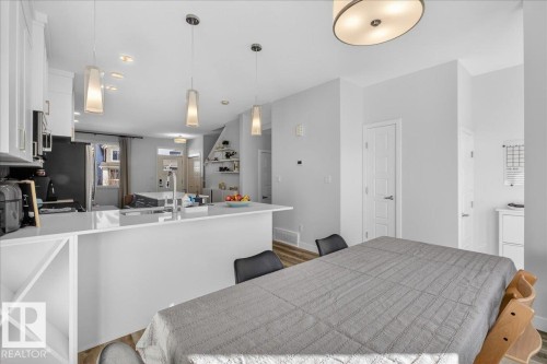 535 Paterson Way, Edmonton, AB - Indoor